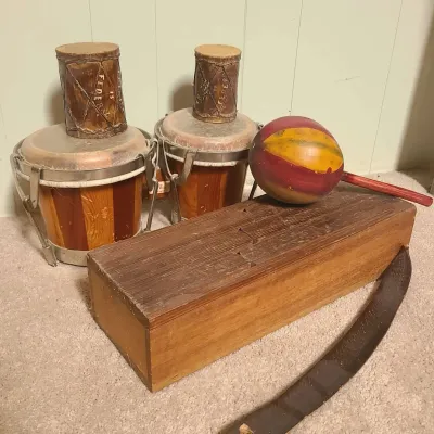 Vtg Slit Tongue Drum (Gato Box), Drums, Gourd Maraca, Pod Rattle 