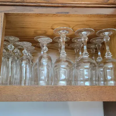 CRYSTAL GLASSES 
