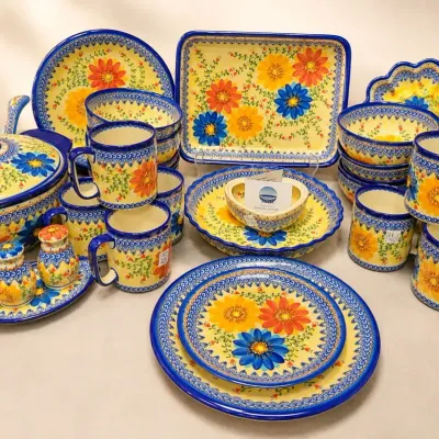 BLUE ROSE POLISH POTTERY "AUTUMN BURST"