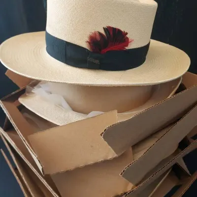 BRAND NEW QUALITY MEN'S PANAMA HATS BY SCALA (1)