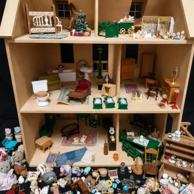 MINIATURES AND DIY DOLL HOUSE