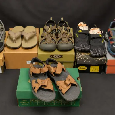 MEN'S SHOE LOT 