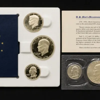 U.S BICENTENNIAL SILVER UNCIRCULATED COIN SET