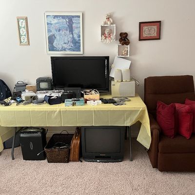 Sale Photo Thumbnail #42