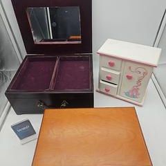 Sale Photo Thumbnail #387