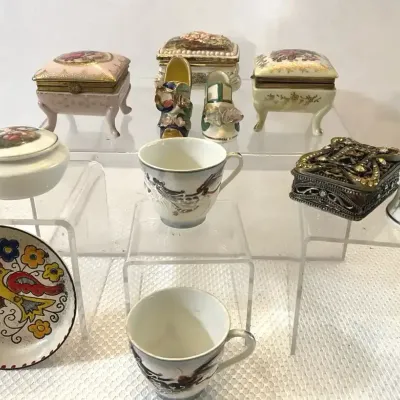 Little Boxes, Geisha Tea Cups, Tiny Treasures