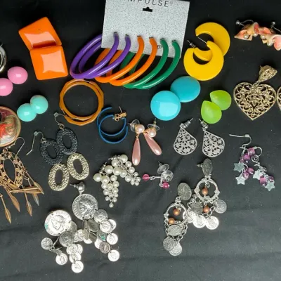 Sale Photo Thumbnail #102