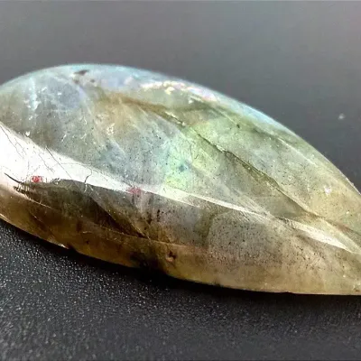 38.5 Ct Labradorite Teardrop Cabochon 