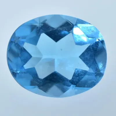 3.8ct Oval Blue Topaz