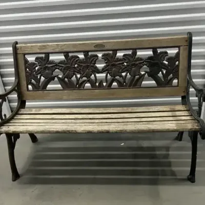 Regalio Cast Metal & Wood Outdoor Garden Bench – Floral Design
