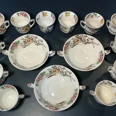 Alfred Meakin Medway Pattern China 