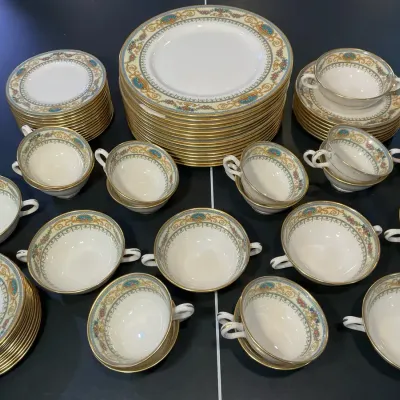 Lenox Harwood China Set 