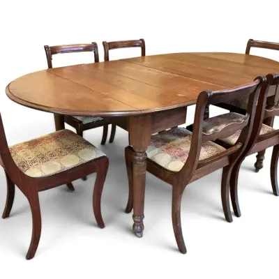 Dining Table & Six Chairs (78 x 43 x 30.5)