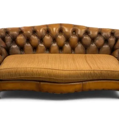 King Hickory Leather Sofa (42 x 94 x 35)