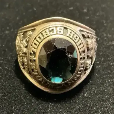 1971 Bonny Eagle High School 10k Gold Class Ring (15.62 Grams) (Size 9.25)