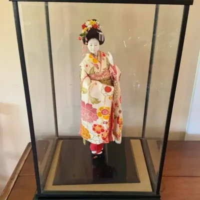 Japanese Geisha Doll In Kimono In Display Case