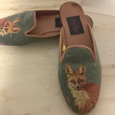 Soles By Paige Wool Stitched Fox Slides Size Medium