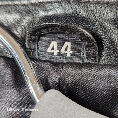 Sale Photo Thumbnail #32