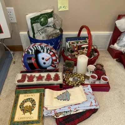 Sale Photo Thumbnail #800: Candles, towels, etc.