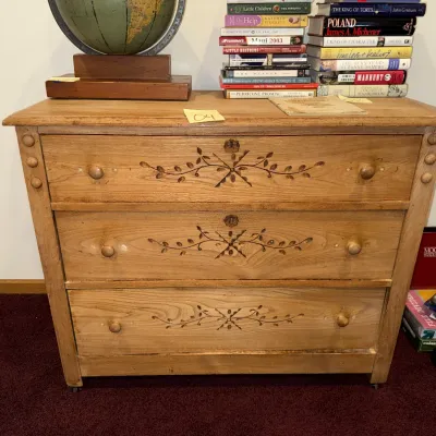 O4 - Dresser