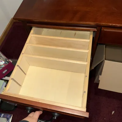 O6 - Desk
