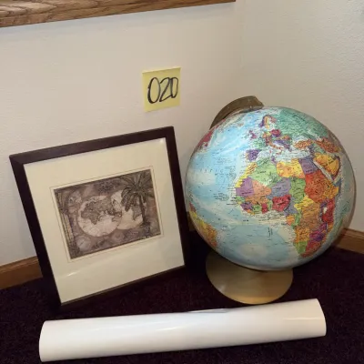 O20 - Globe, Poster, Wall Art