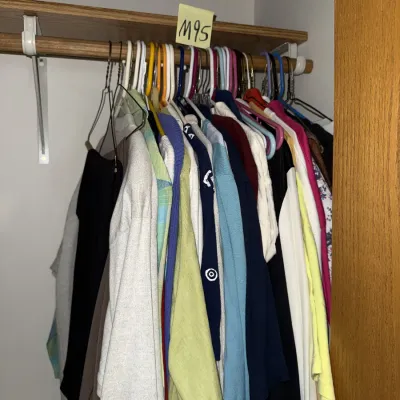 Sale Photo Thumbnail #983: See photos, mostly women's