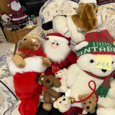 Sale Photo Thumbnail #868: See photos

Owner states these are the very first and second Santa Bears.