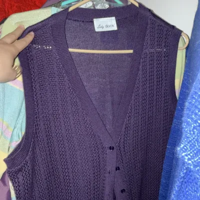 Sale Photo Thumbnail #978: See photos, mostly women's but lots of t-shirts that could be unisex