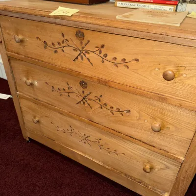 O4 - Dresser