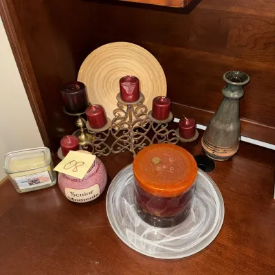 O8 - Candleholders, Decor