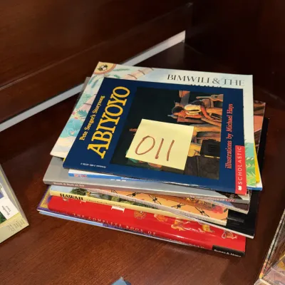 O11 - Books