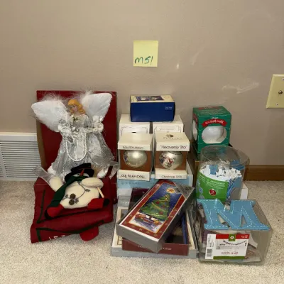 Sale Photo Thumbnail #806: Cards, ornaments, etc.
