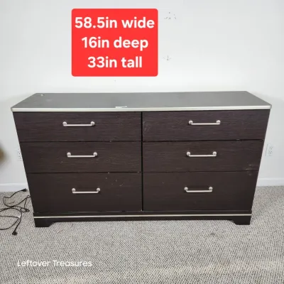 Sale Photo Thumbnail #402