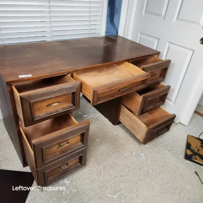 Sale Photo Thumbnail #377