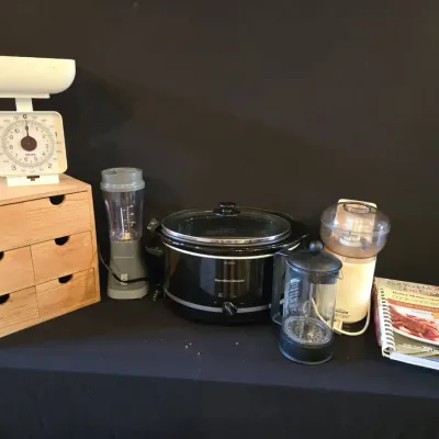 Small Appliances, Vintage Kitchen Basics