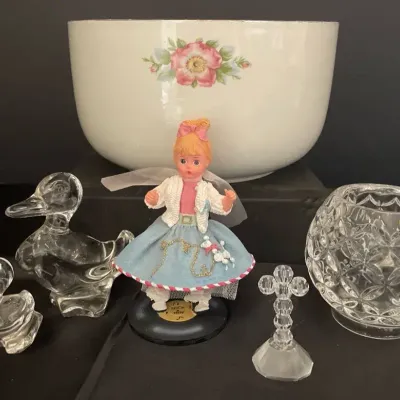 Hall’s Rose White Bowl,glass Animals And 1950 Madame Alexander Figurine