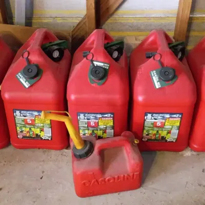 5 gal. Blitz Gas Cans & 1 gal. Can