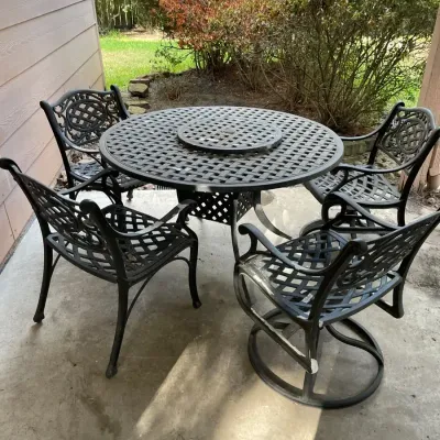 Metal Patio Table & Chairs 