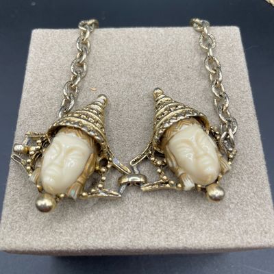 Sale Photo Thumbnail #69: Unique necklaces