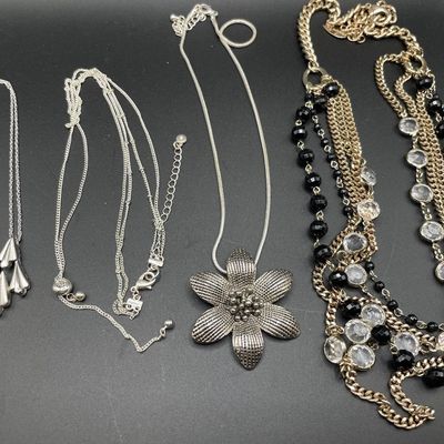 Sale Photo Thumbnail #202: Trifari necklace and more