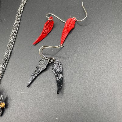 Sale Photo Thumbnail #211: Gothic with angel wings