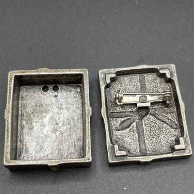 Sale Photo Thumbnail #40: Trinket box lid is a pin