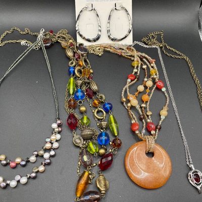 Sale Photo Thumbnail #180: Lia Sophia jewelry