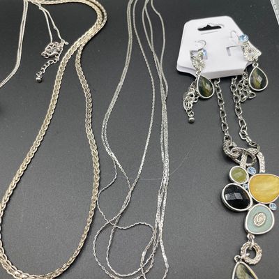 Sale Photo Thumbnail #256: Silver tone necklaces