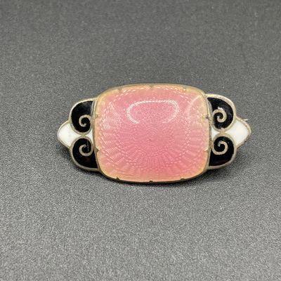 Sale Photo Thumbnail #118: 1920s enamel Norway pin
