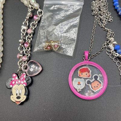Sale Photo Thumbnail #36: Misc items