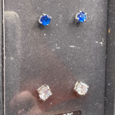 Sale Photo Thumbnail #77: Earrings