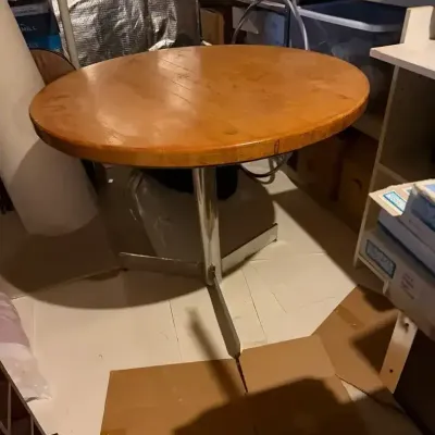 Round Table