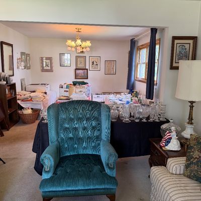 Estate sale photo